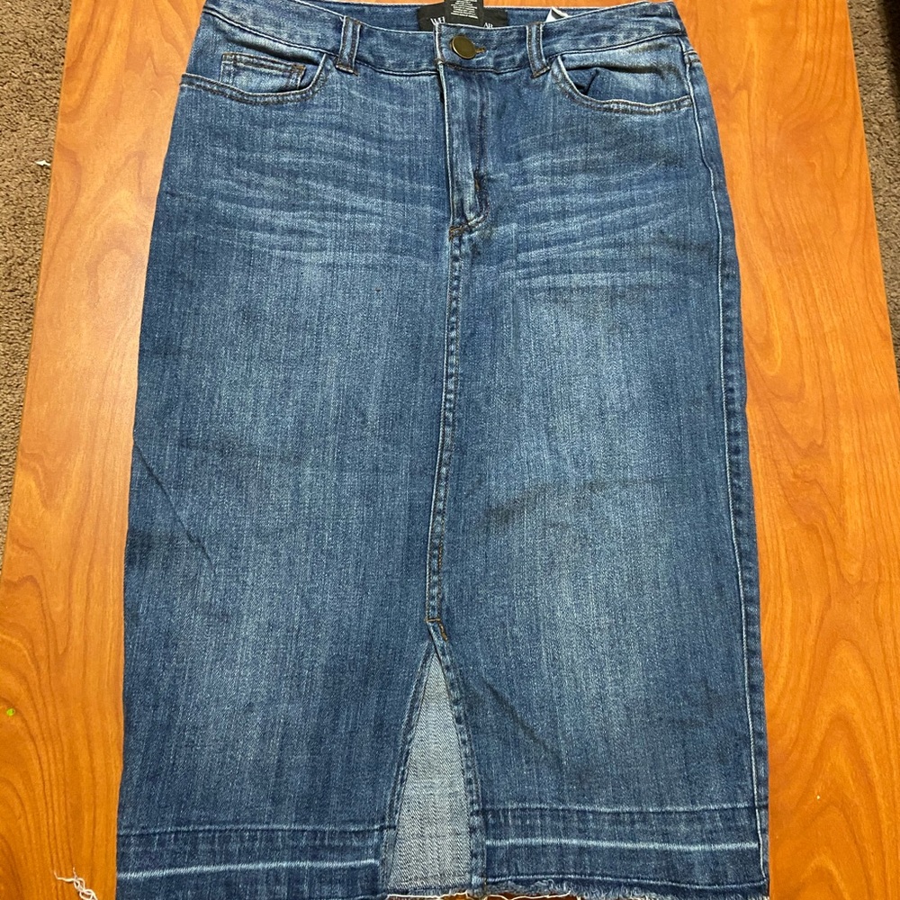 Denim skirt